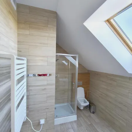 Гостевой дом Domki I Apartamenty Wir Na Kaszubach 3*