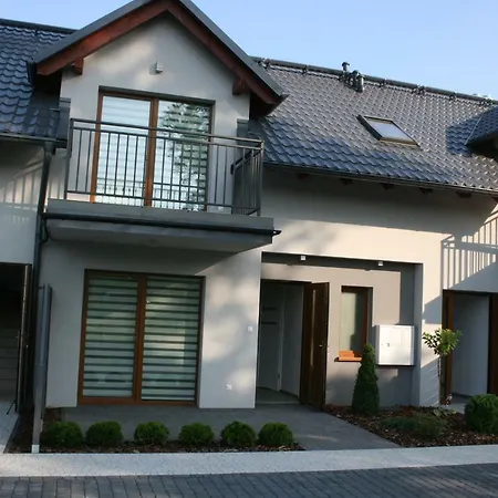 Гостевой дом Domki I Apartamenty Wir Na Kaszubach Хмельно