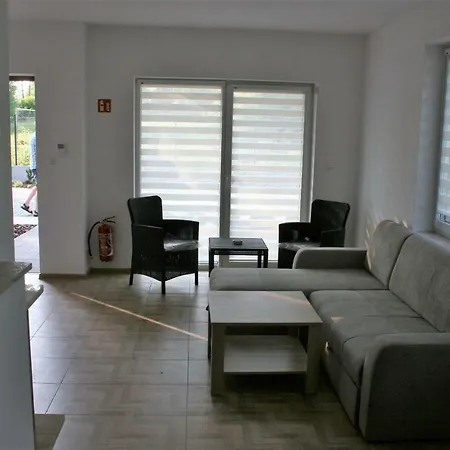 Domki I Apartamenty Wir Na Kaszubach 3*