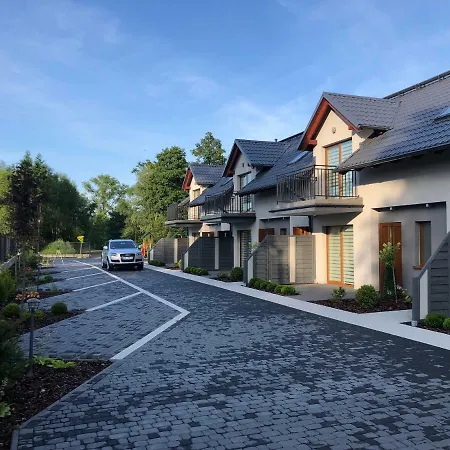 Гостевой дом Domki I Apartamenty Wir Na Kaszubach Хмельно